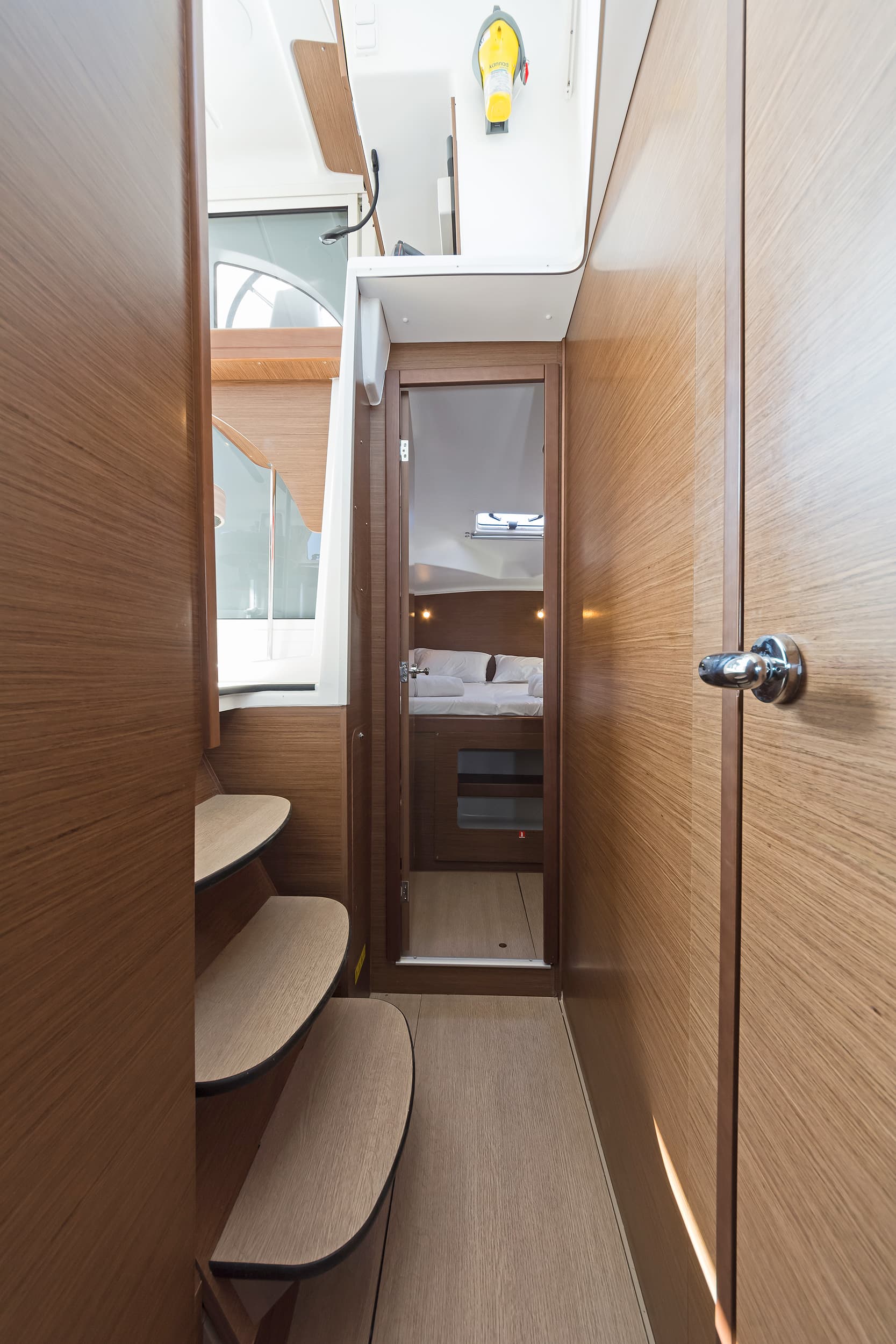 Lagoon 380 - photo 6