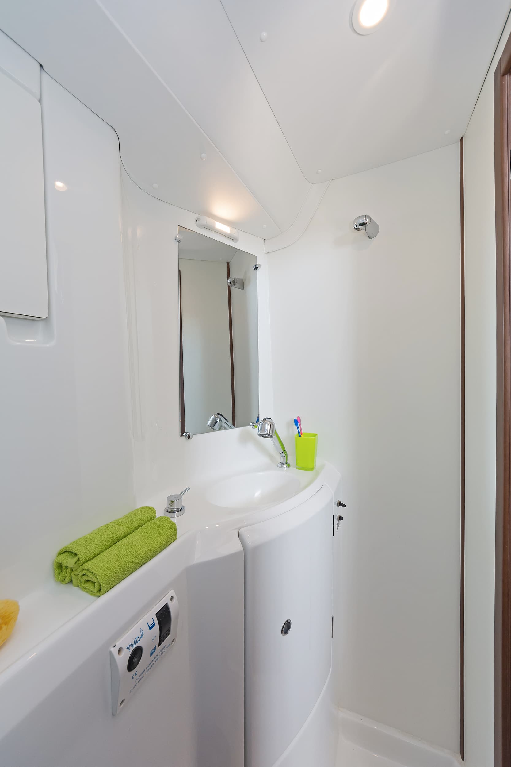 Lagoon 380 - photo 15