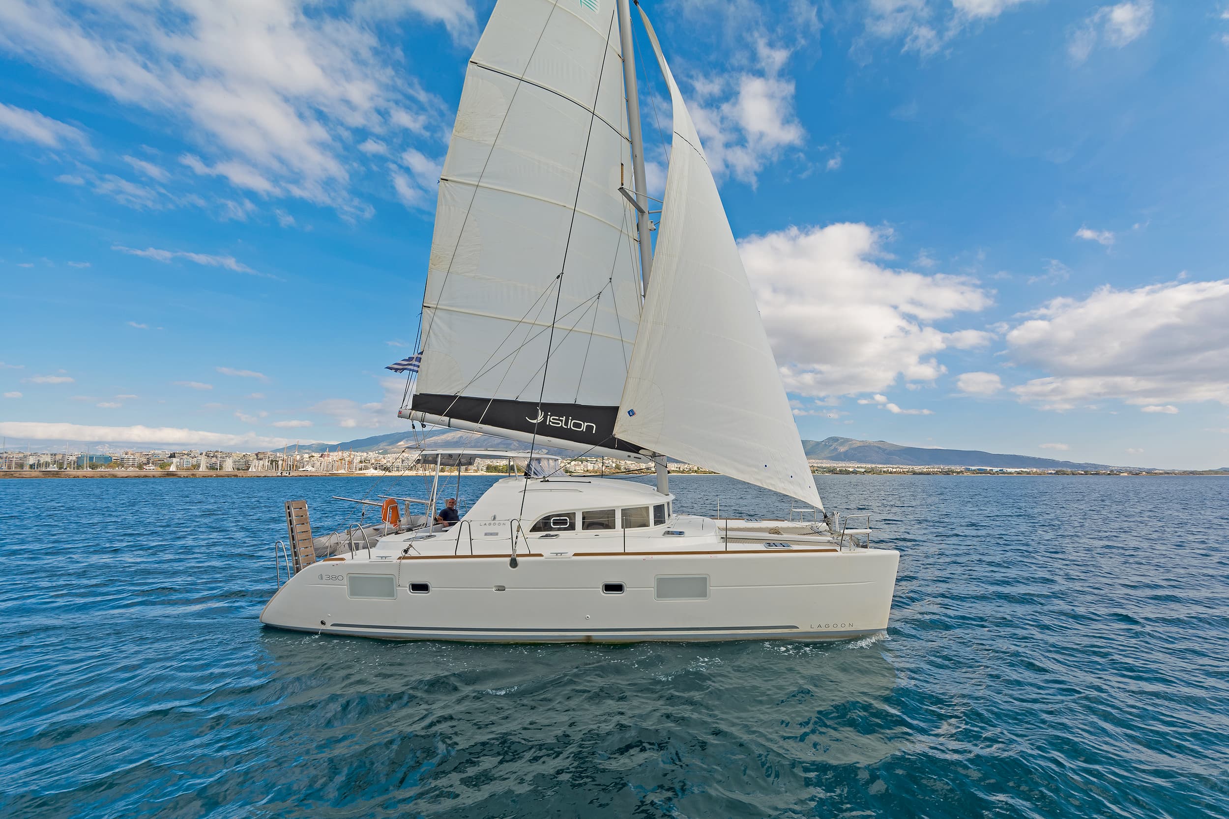 Lagoon 380 - photo 17