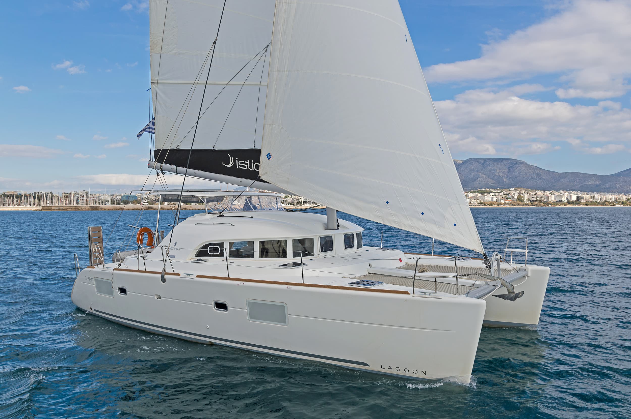 Lagoon 380 - photo 10