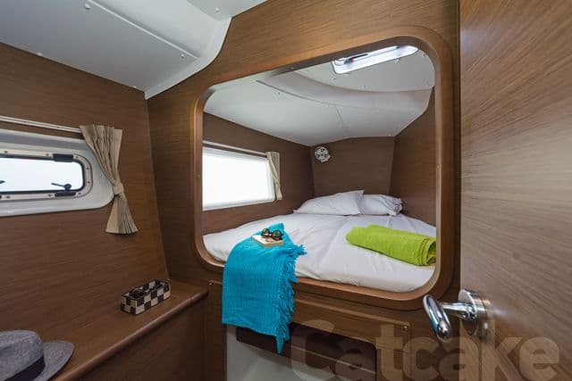 Lagoon 380 S2 - photo 16