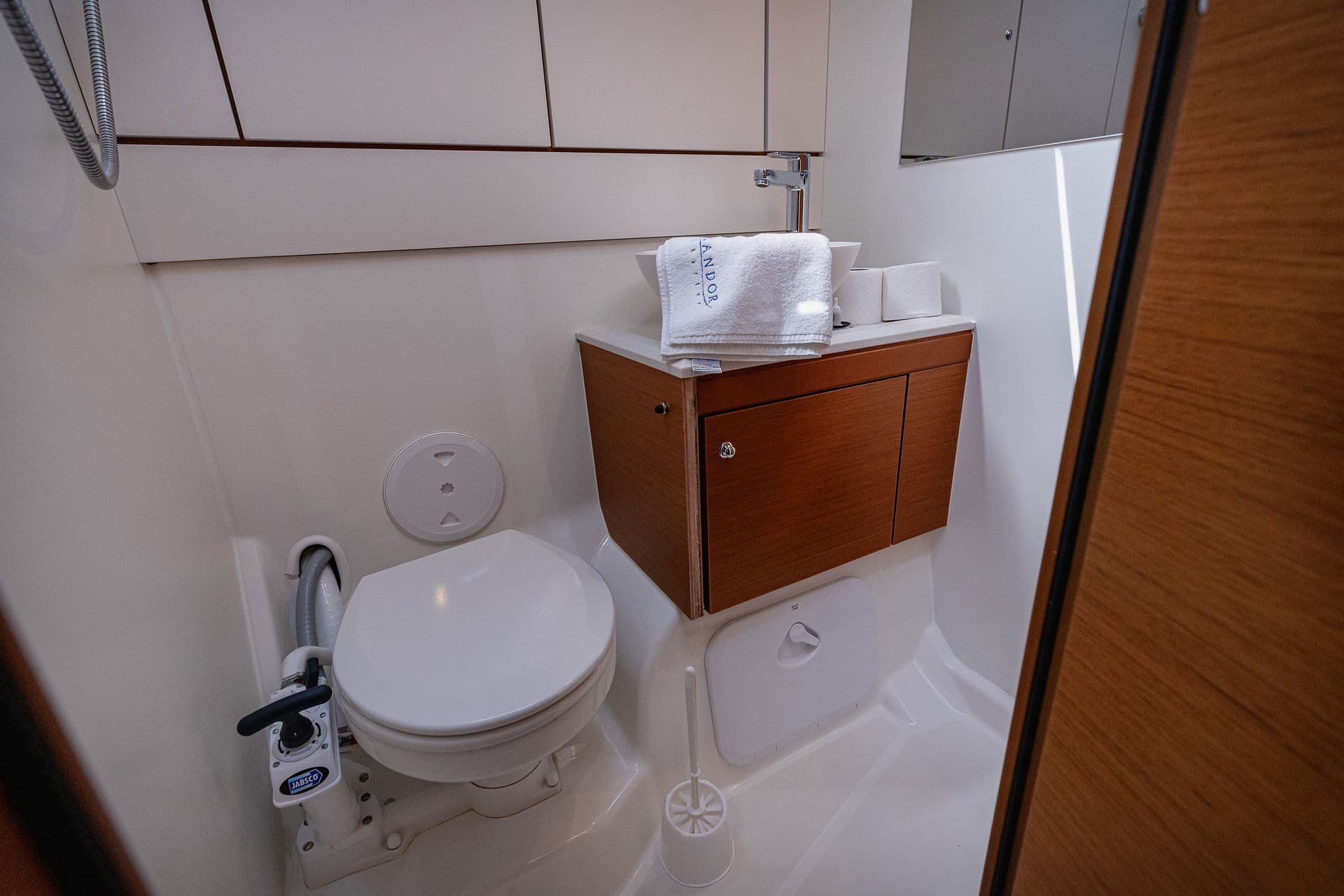 Jeanneau 54 - photo 17