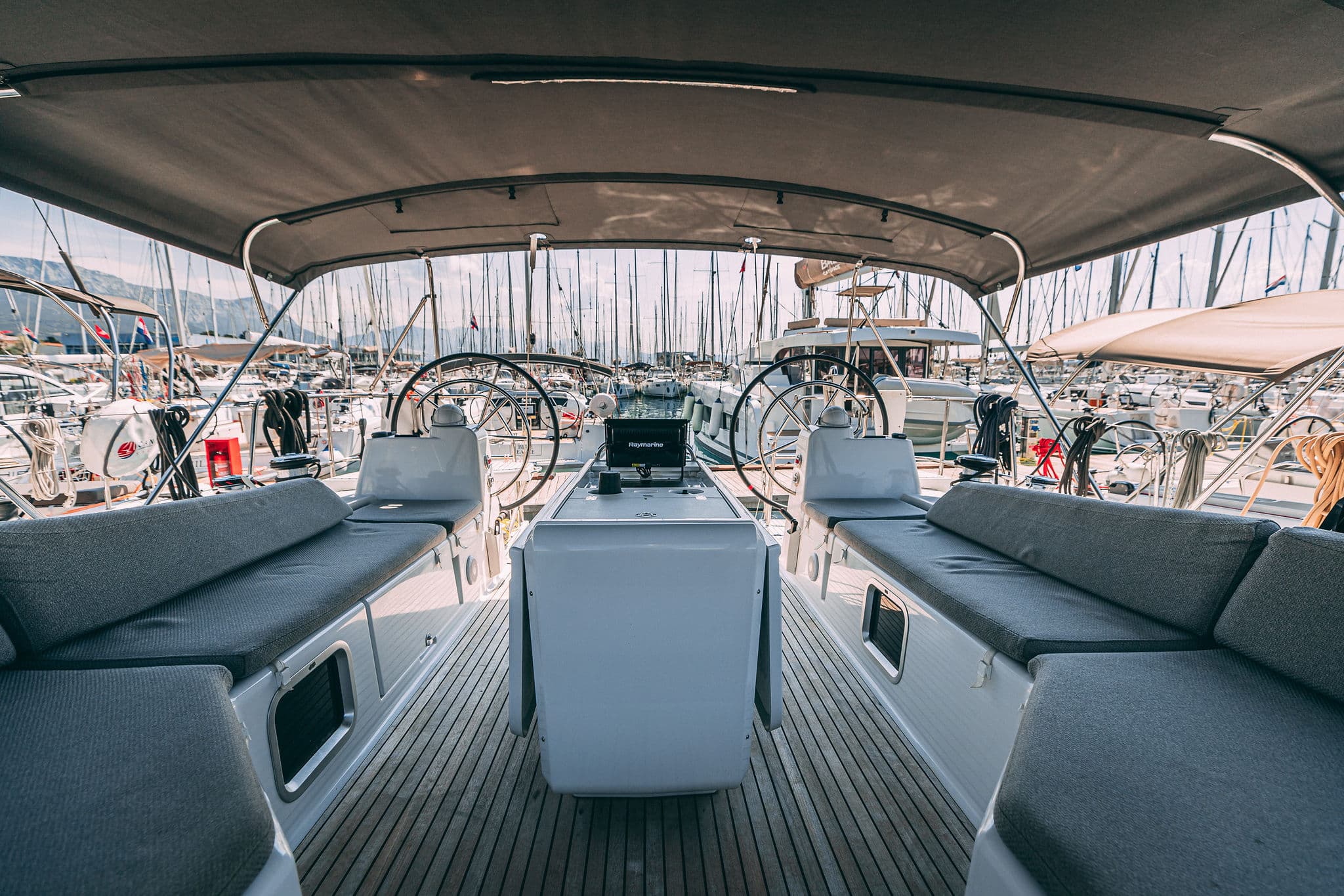 Jeanneau 54 - photo 34