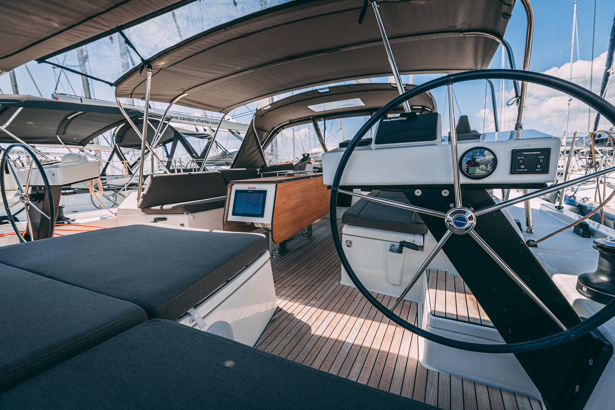 Dufour 470 - photo 37