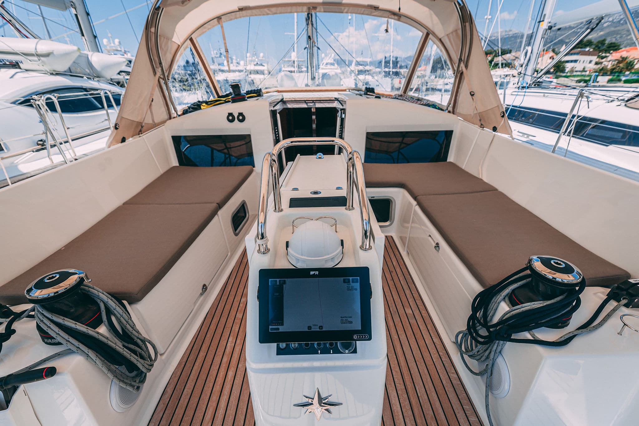 Sun Odyssey 440 - photo 9