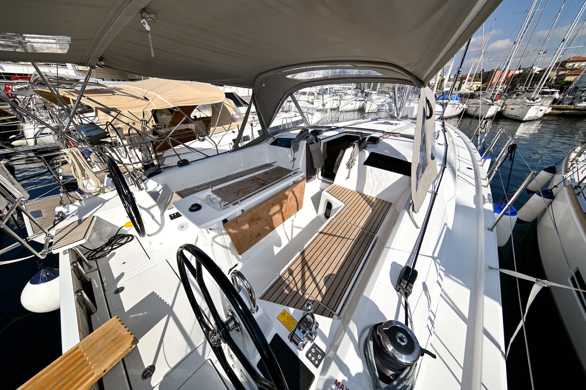 Oceanis 40.1 - photo 9