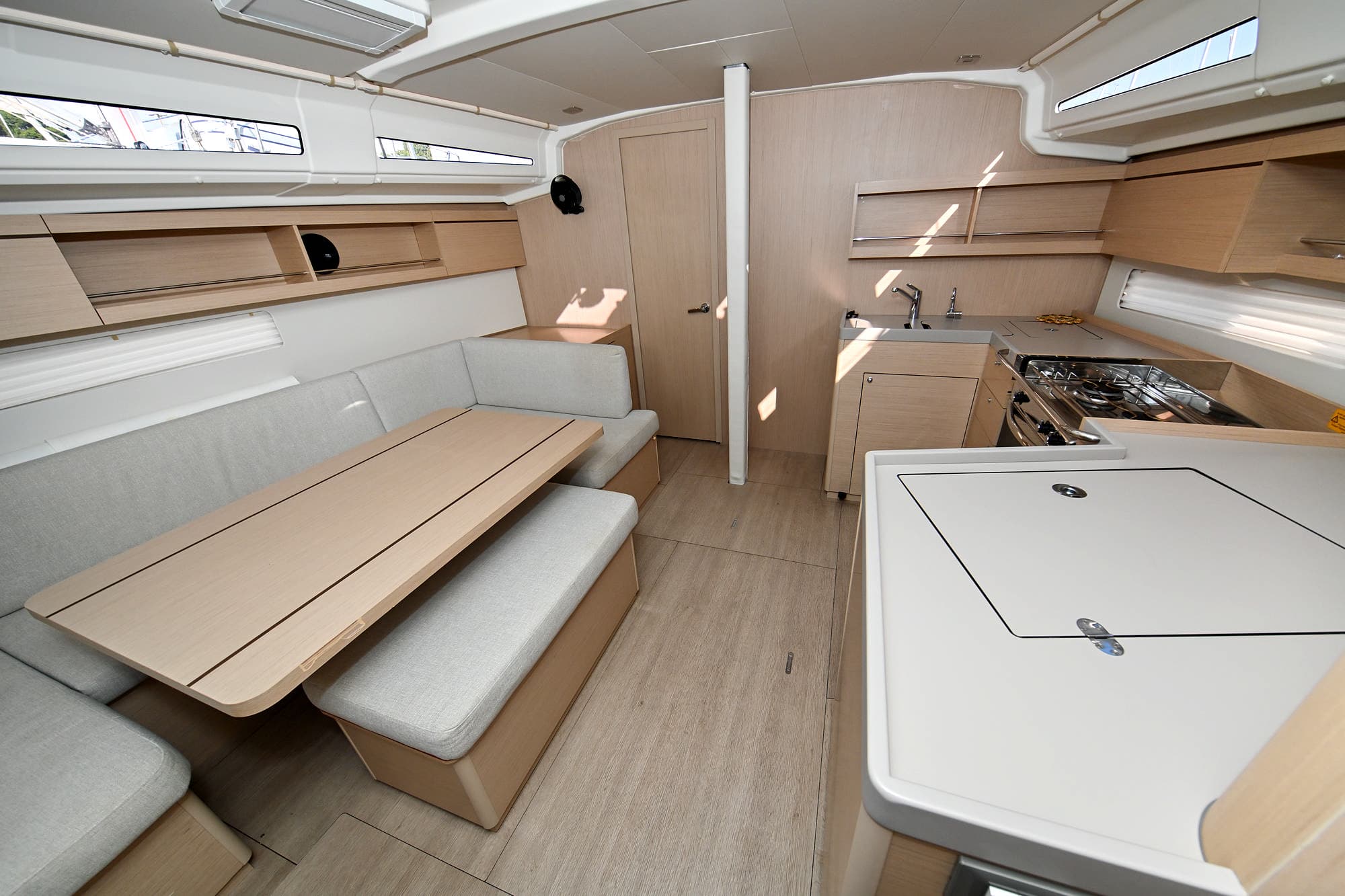 Oceanis 40.1 - photo 16