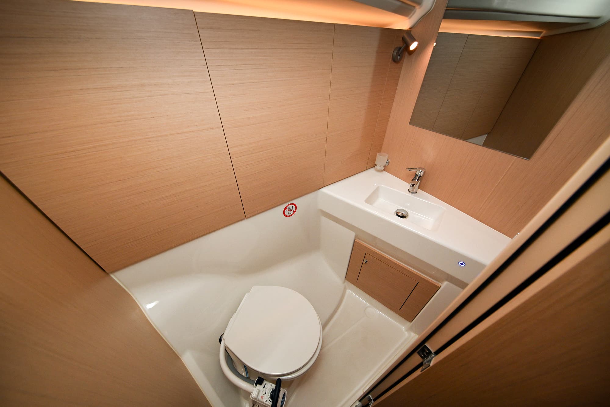 Oceanis 40.1 - photo 27