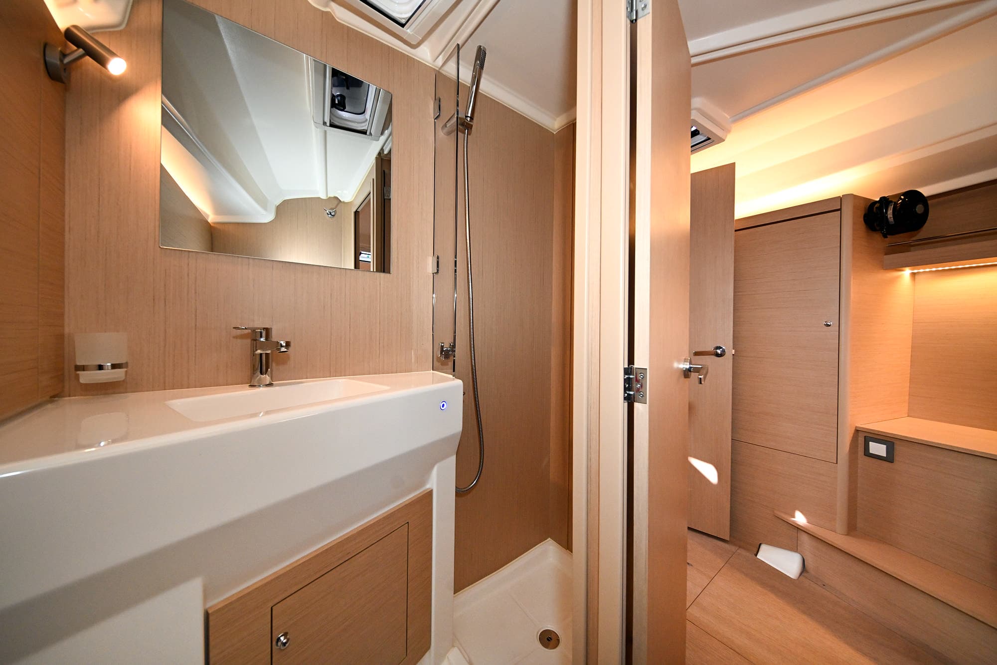 Oceanis 40.1 - photo 28