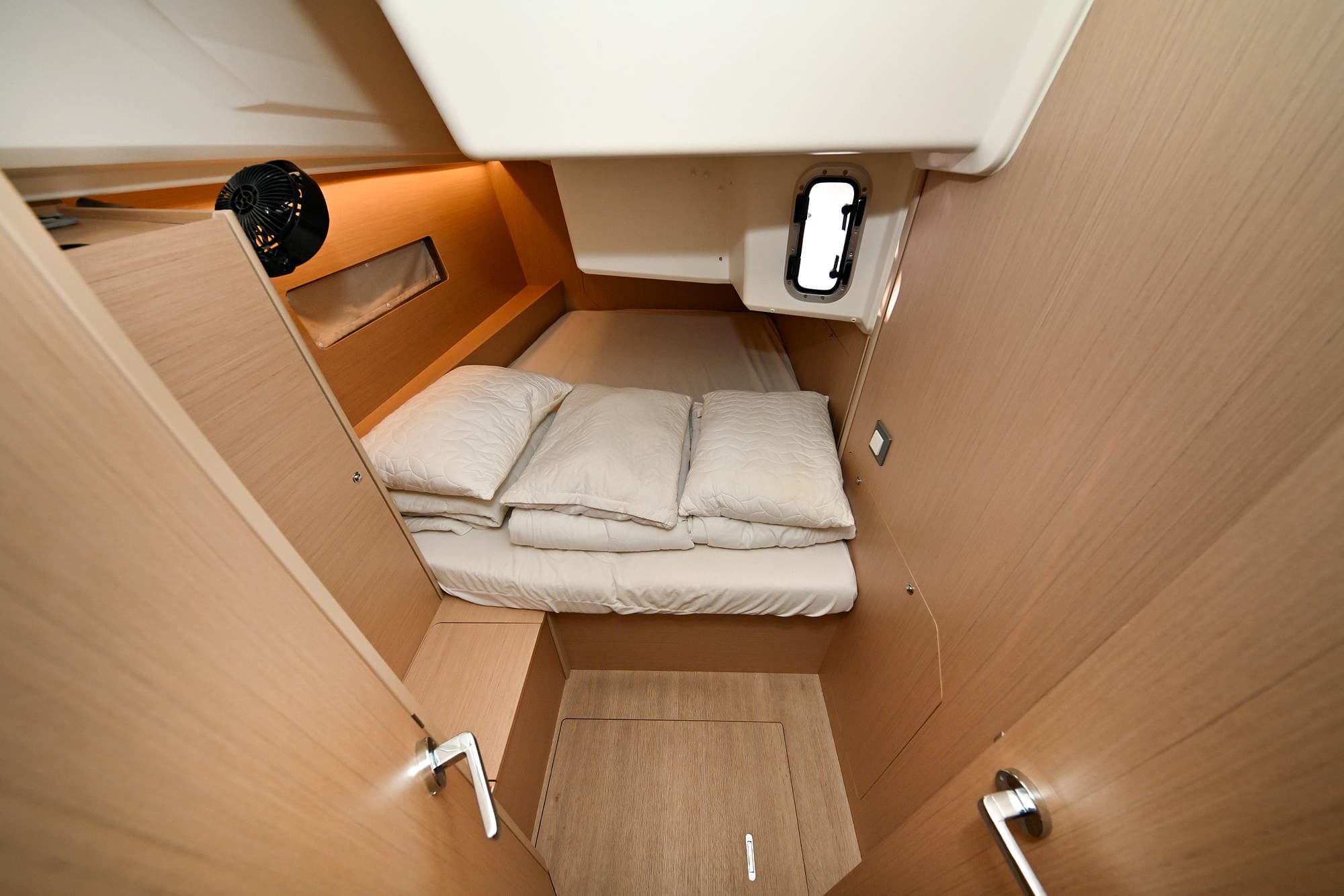 Oceanis 40.1 - photo 29