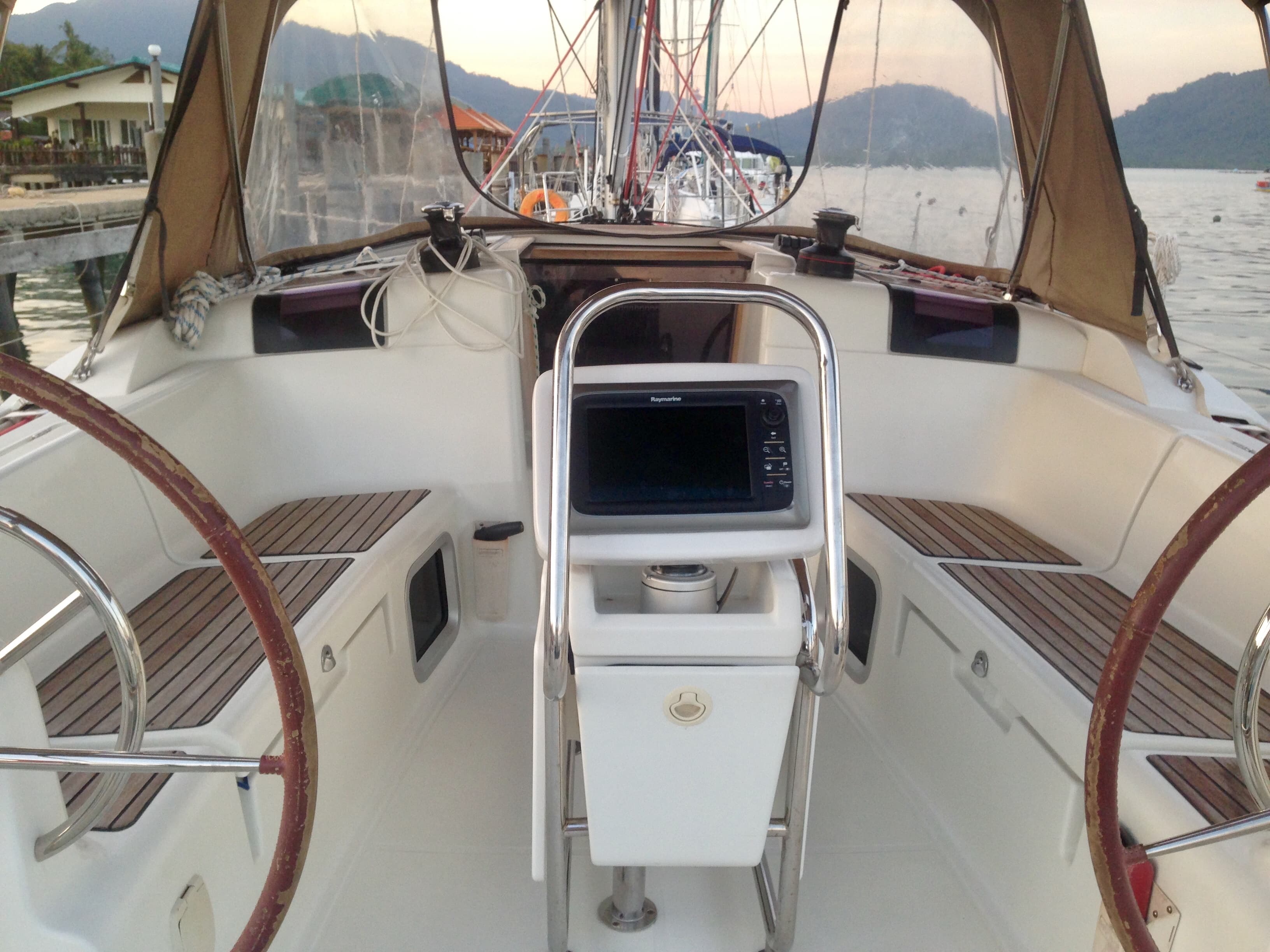 Sun Odyssey 409 - photo 10