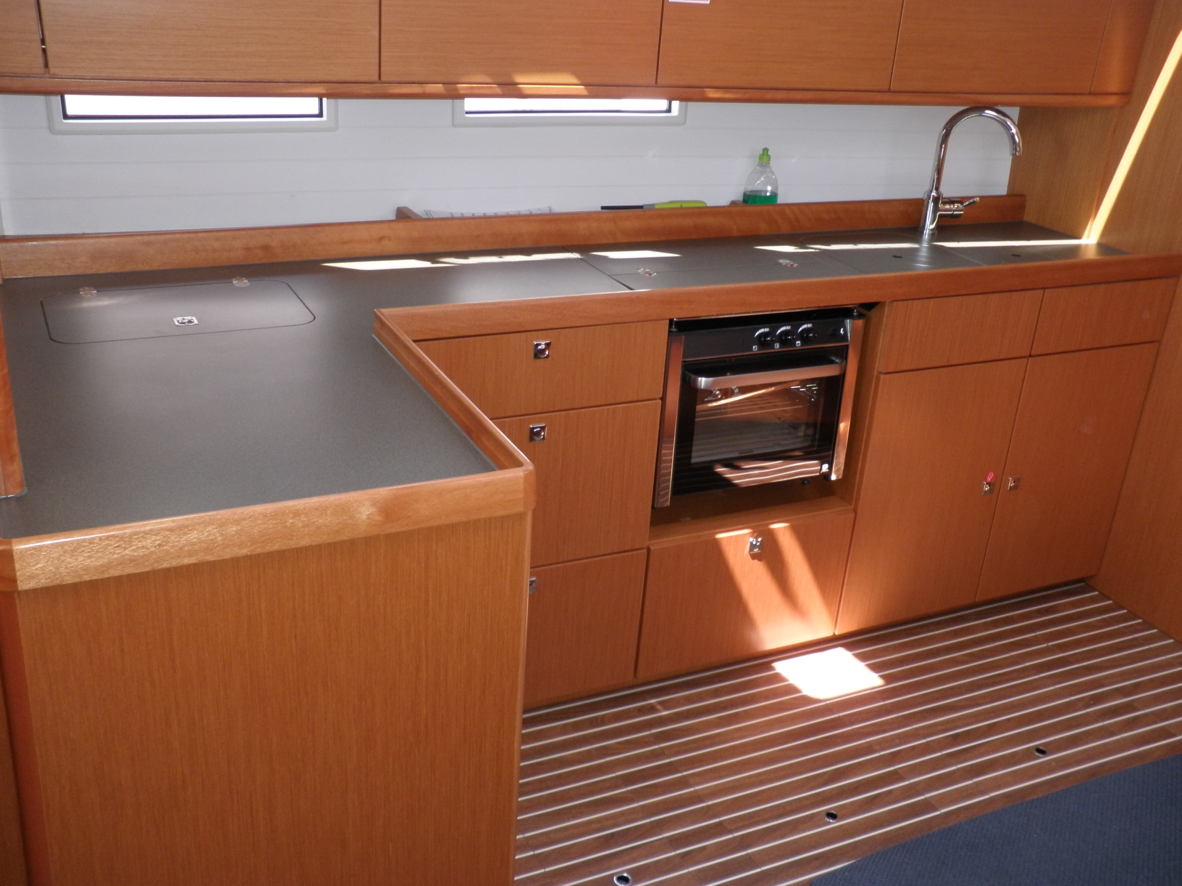 Bavaria Cruiser 34 - photo 11