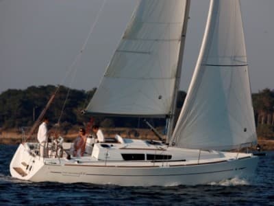 Sun Odyssey 33i - photo