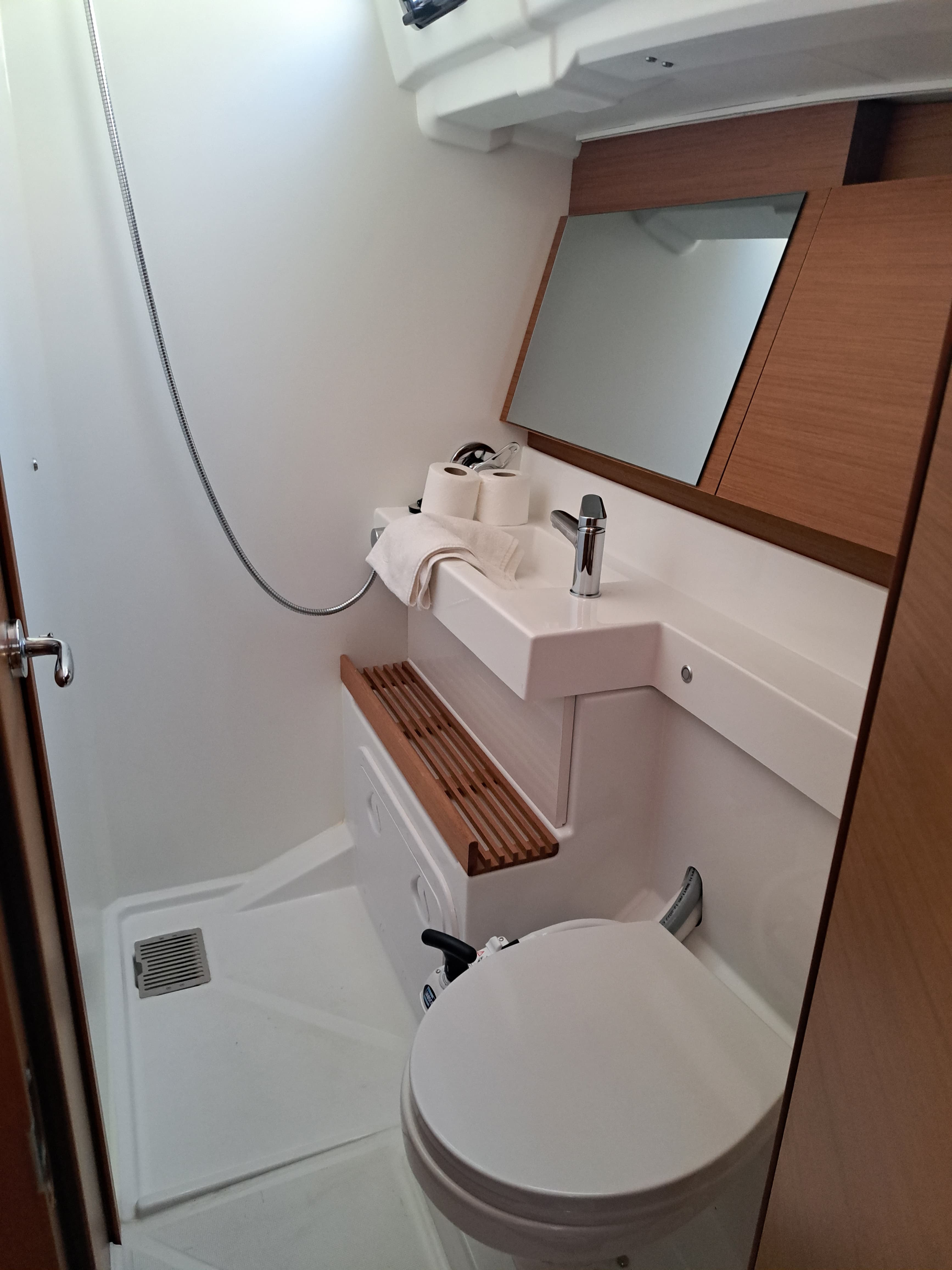 Sun Odyssey 490 - photo 8