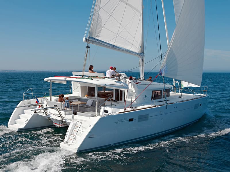 Lagoon 450 - photo