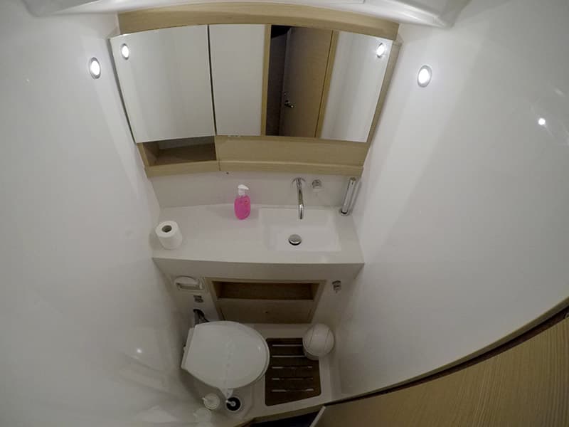 Dufour 530 - photo 34