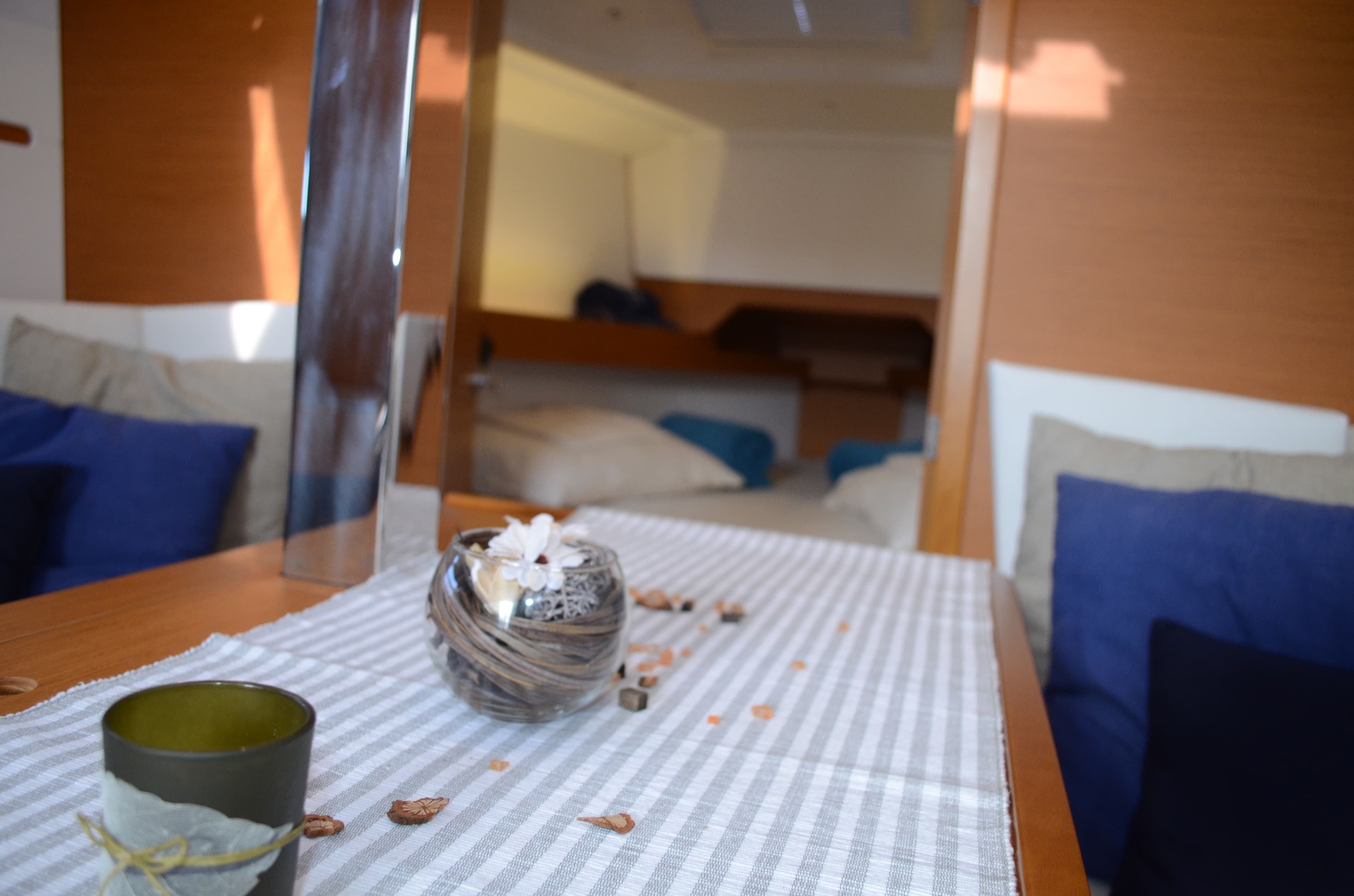 Sun Odyssey 349 - photo 8