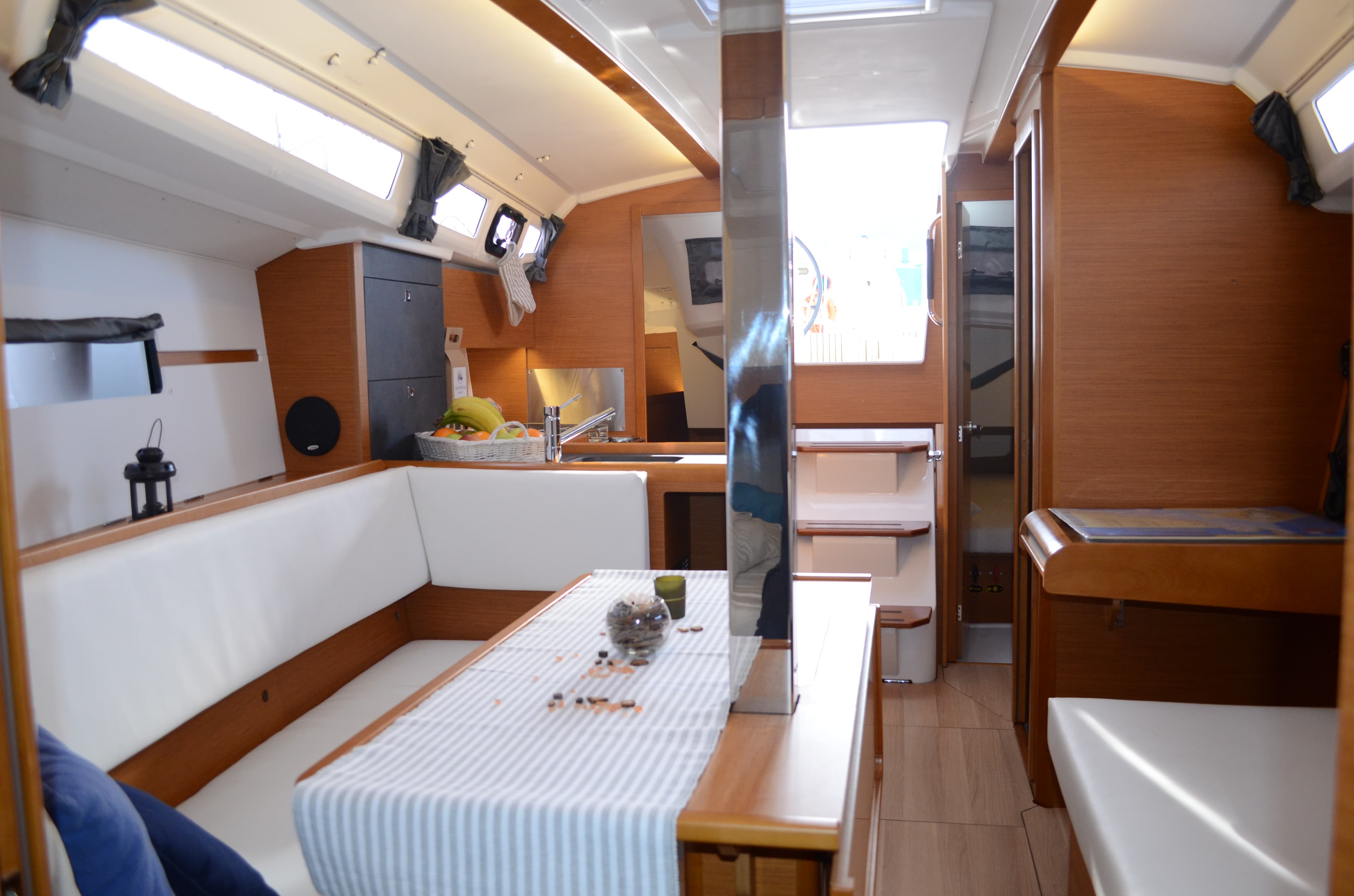 Sun Odyssey 349 - photo 11