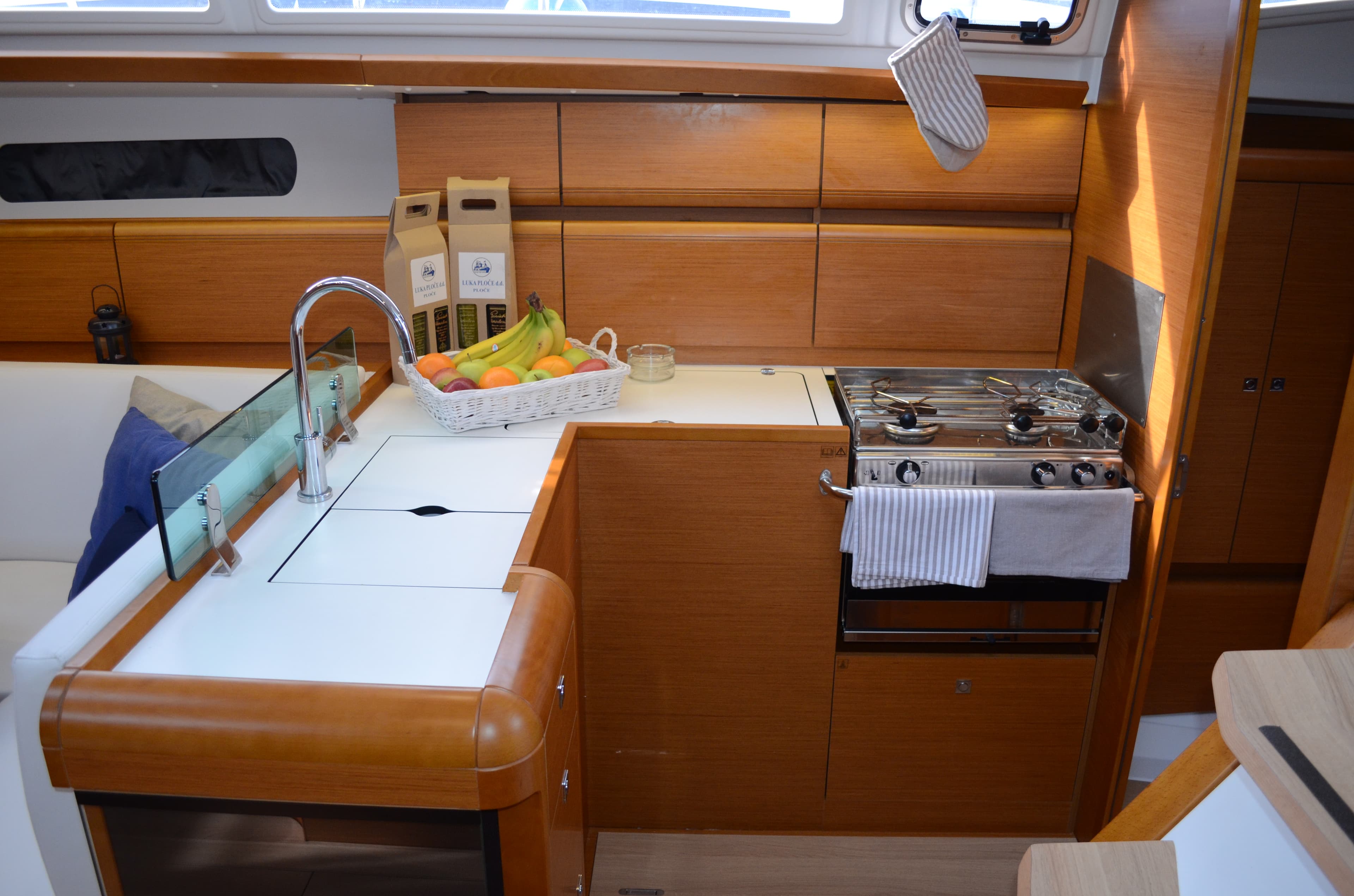 Sun Odyssey 419 - photo 12