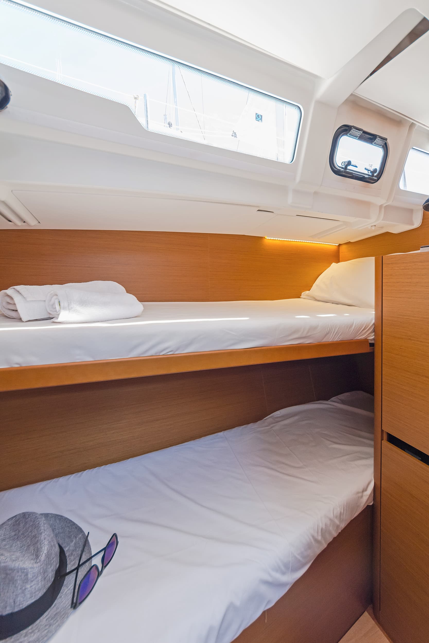 Sun Odyssey 490 - photo 9