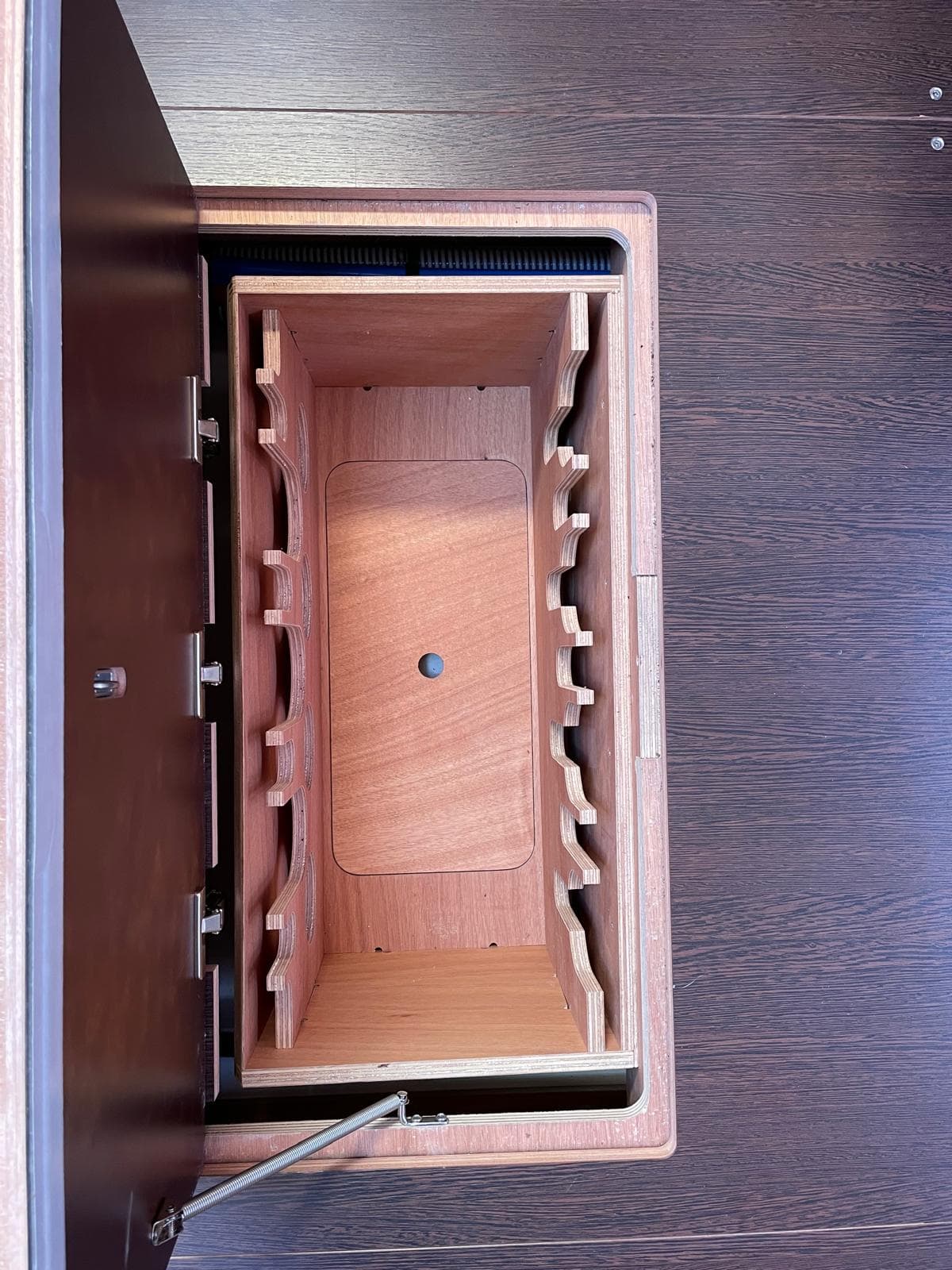 Dufour 470 - photo 18