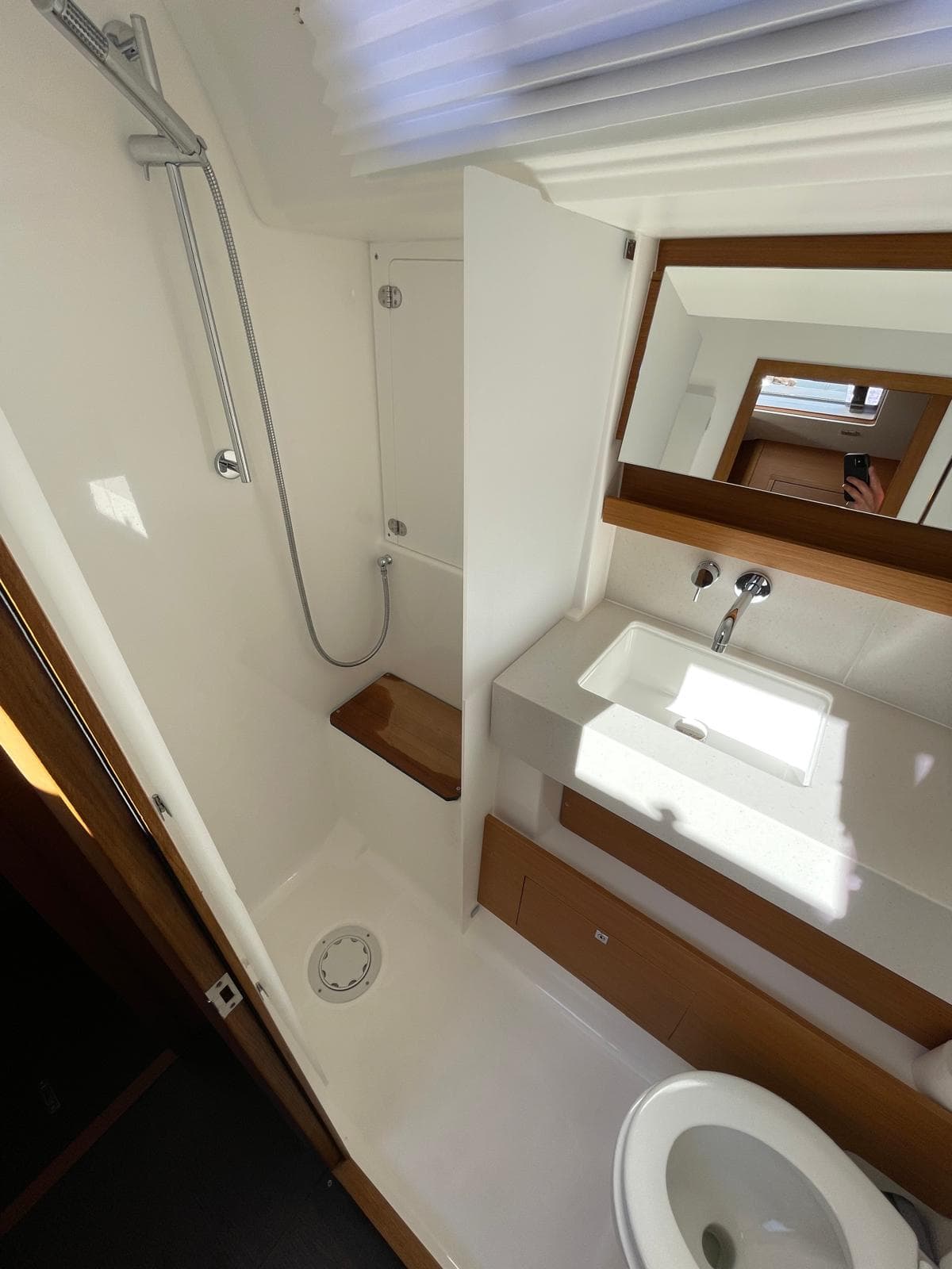 Dufour 470 - photo 23