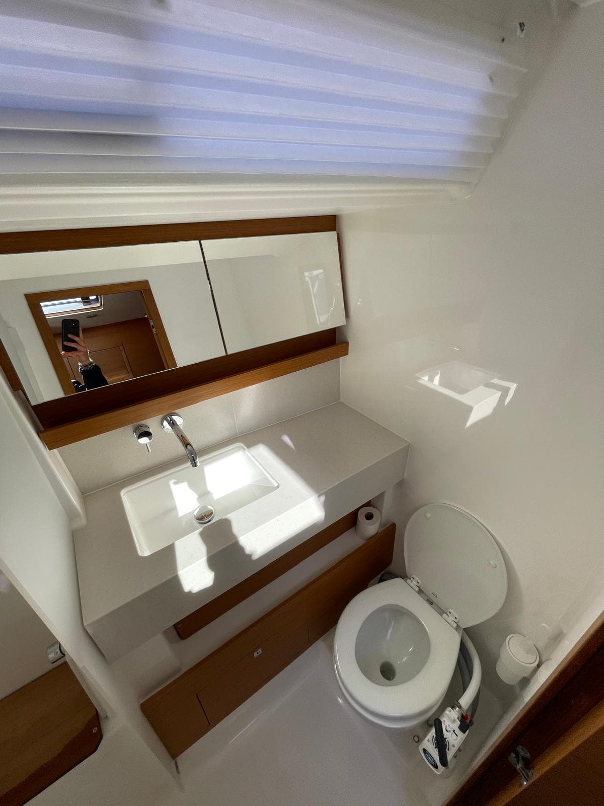 Dufour 470 - photo 24