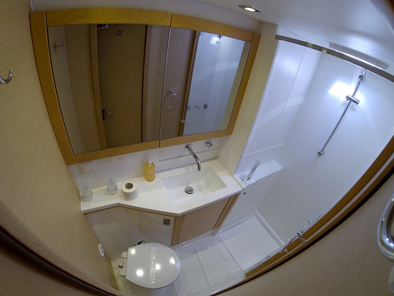 Lagoon 450 - photo 15