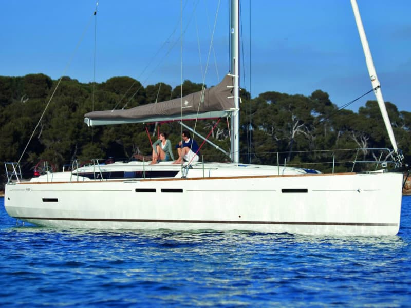 Sun Odyssey 449 - photo