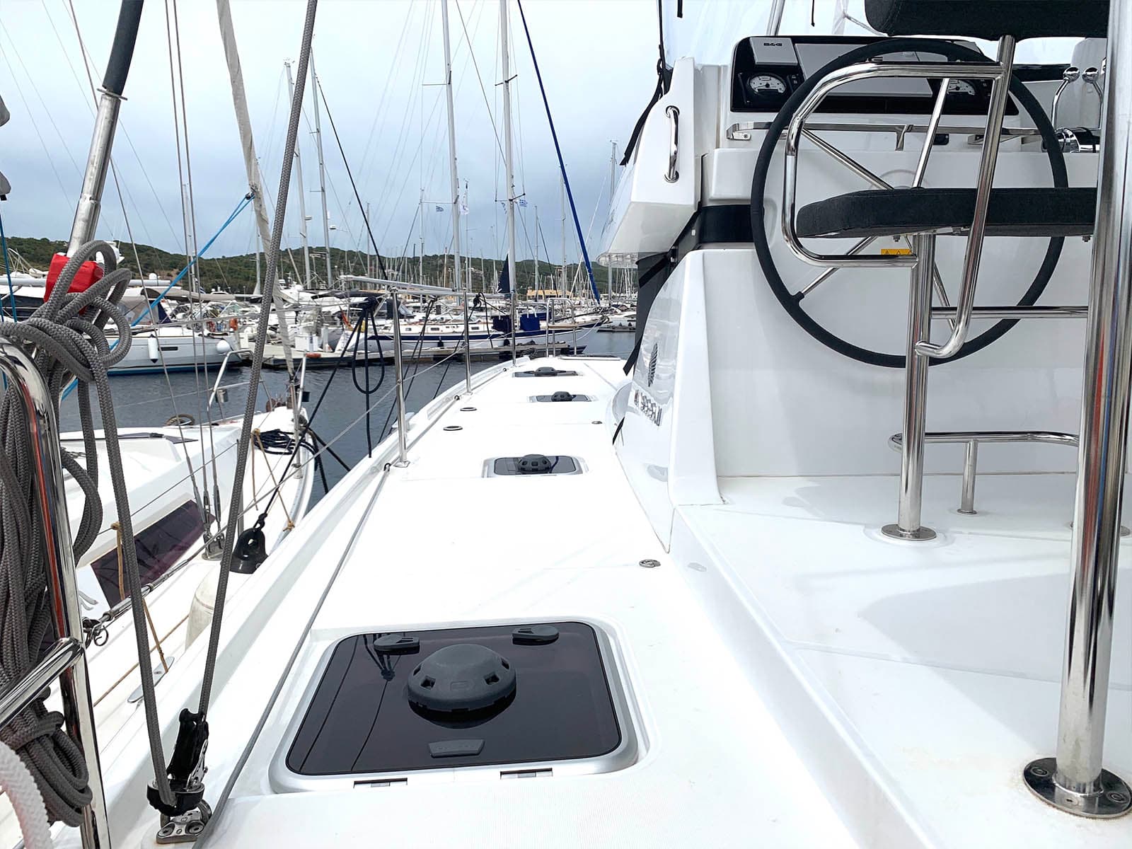 Lagoon 42 - photo 18