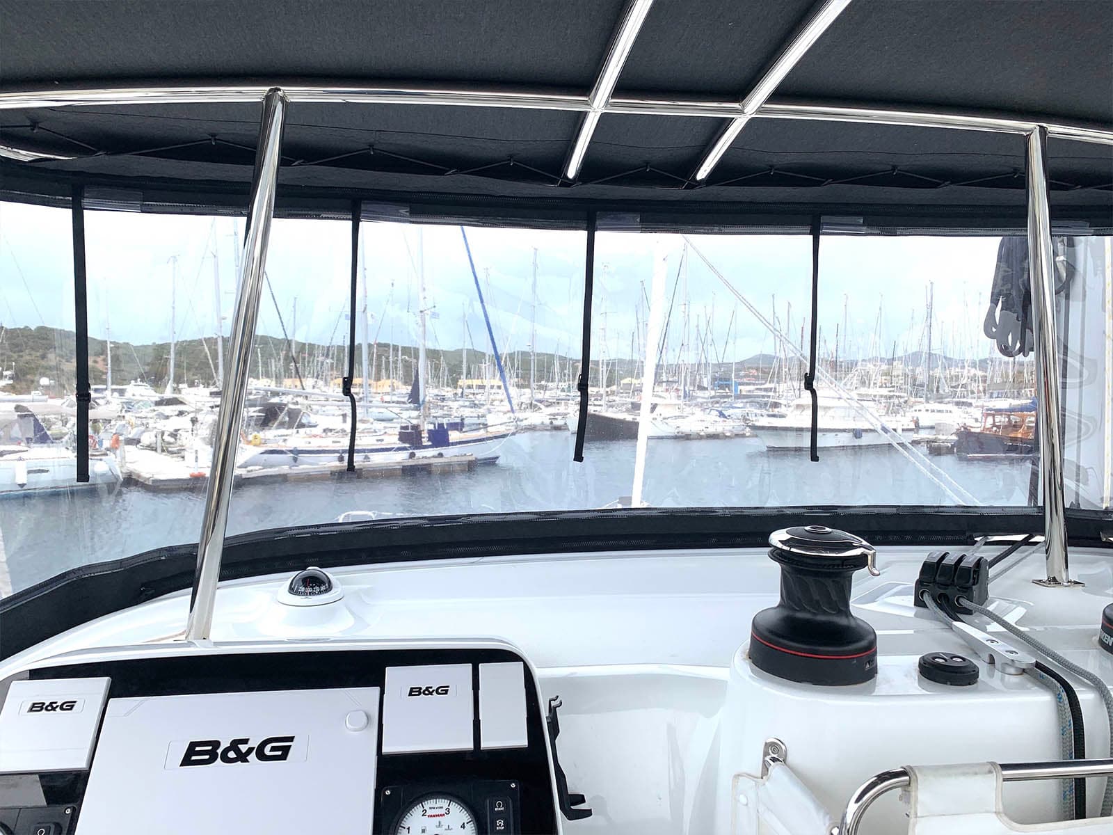 Lagoon 42 - photo 13