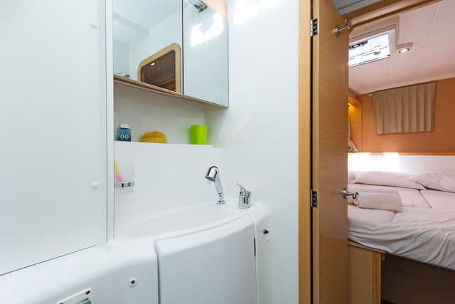 Lagoon 400 S2 - photo 18