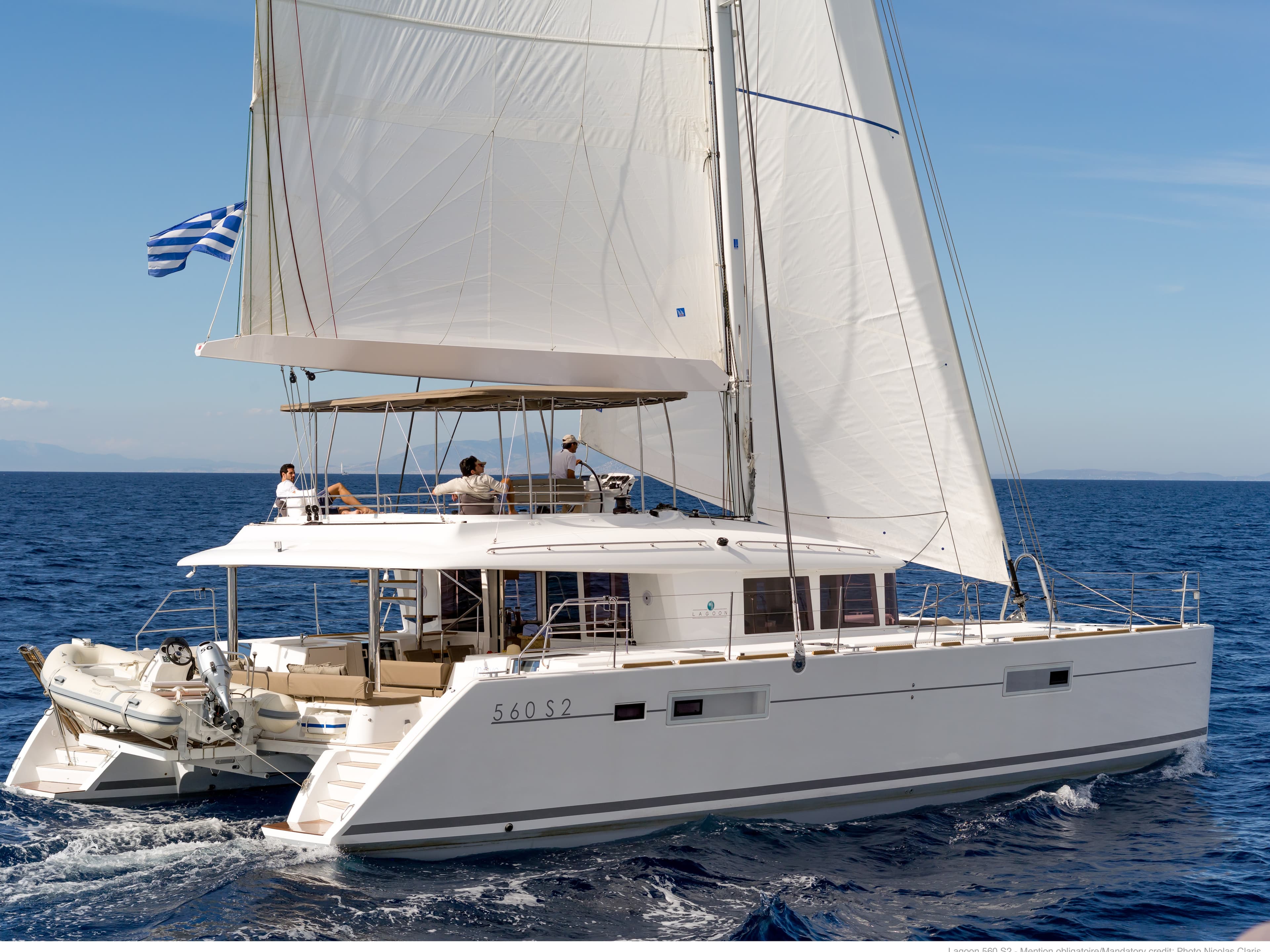 Lagoon 560 S2 - photo