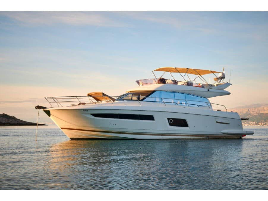 Prestige 550 Fly - photo