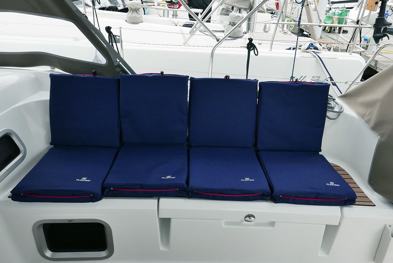 Sun Odyssey 519 - photo 6