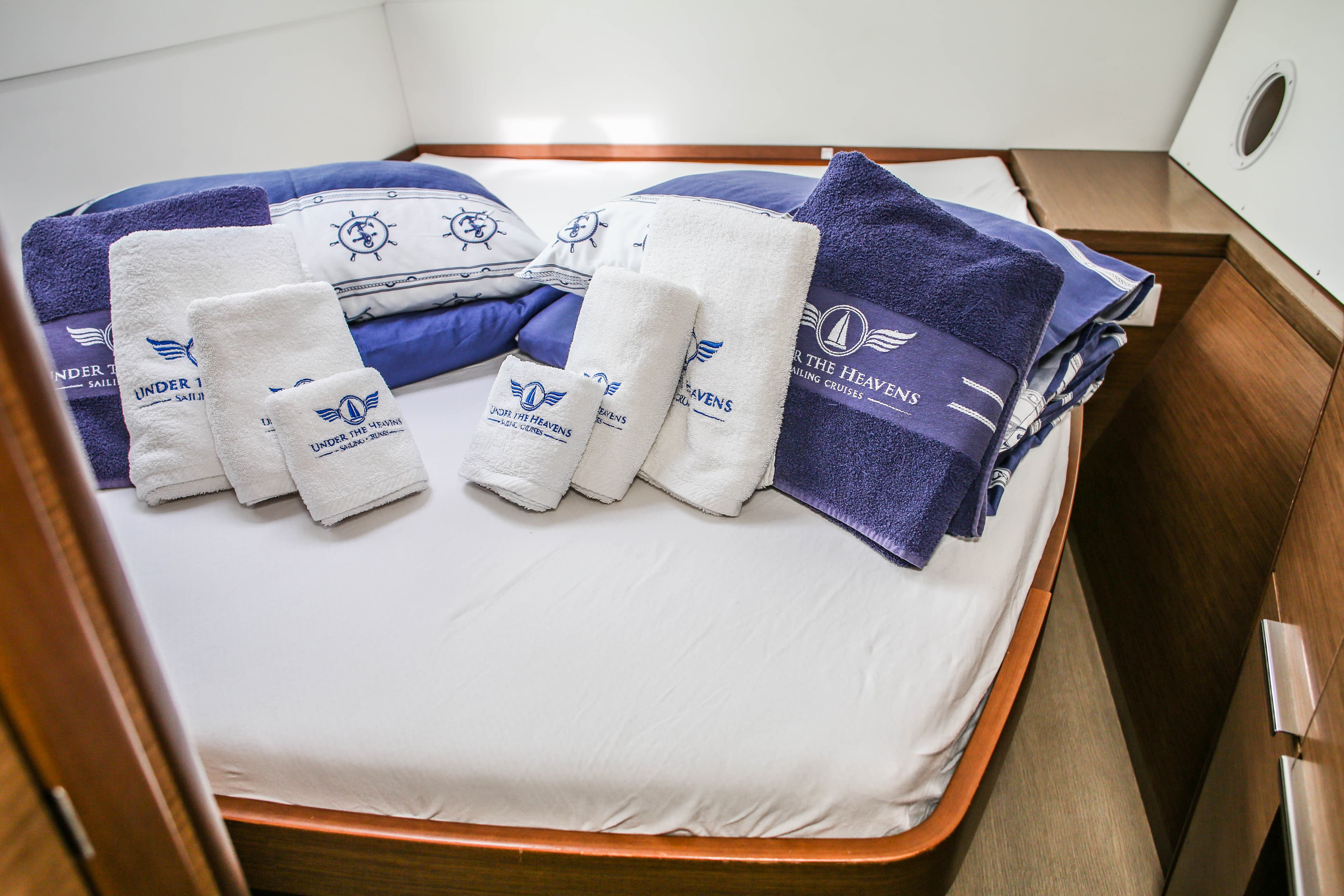 Lagoon 40 - photo 19