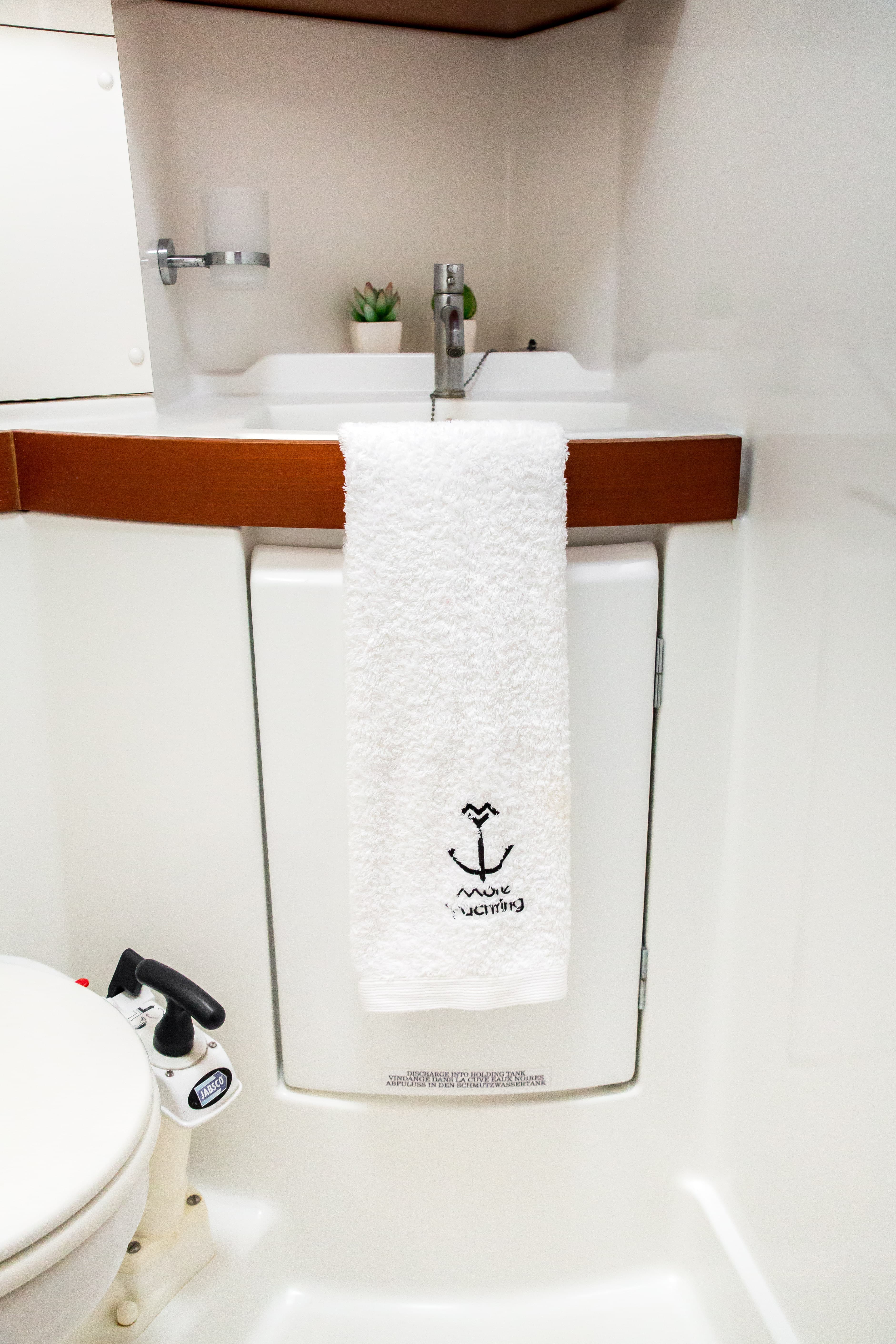 Oceanis 43 - photo 29