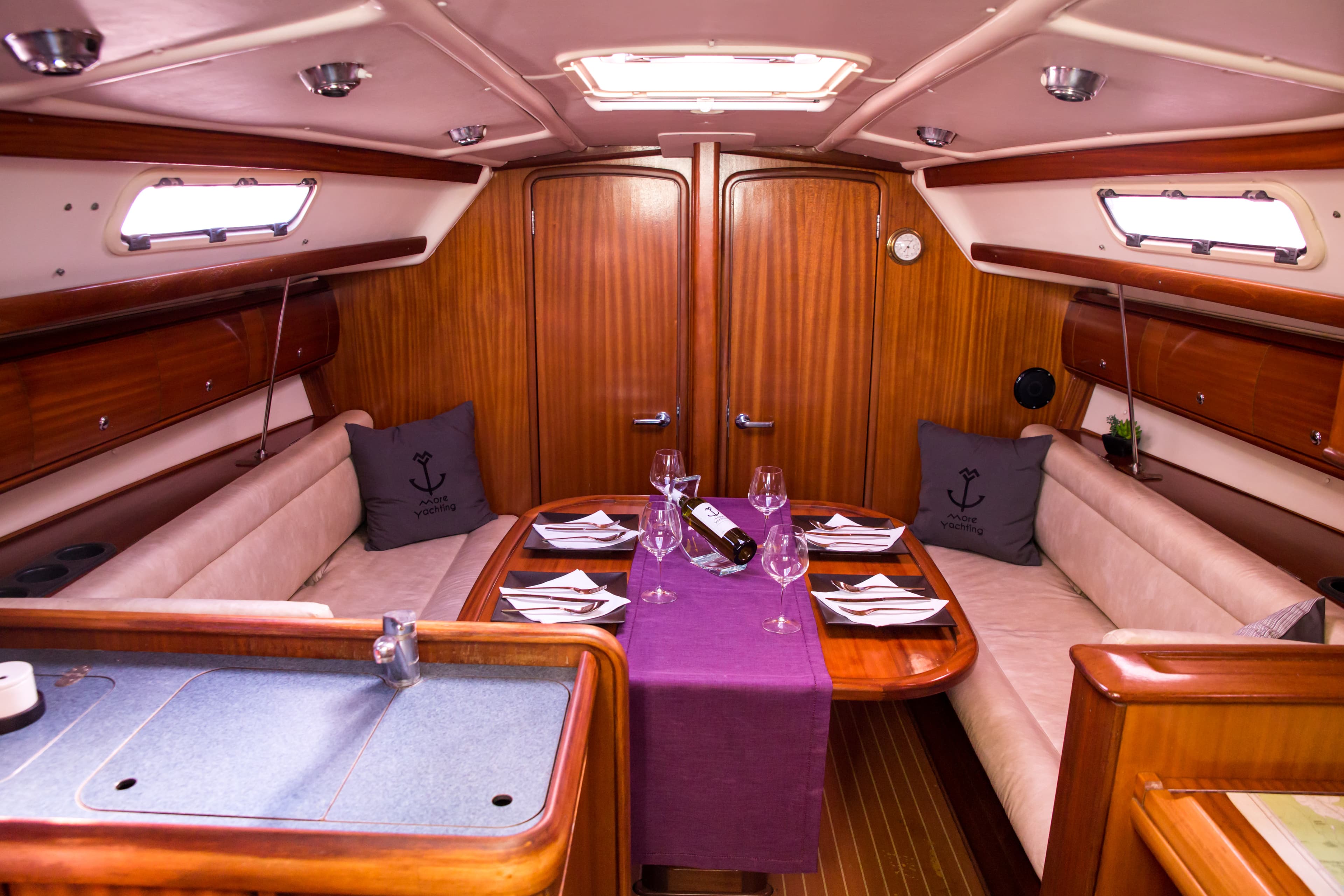 Bavaria 36 - photo 27