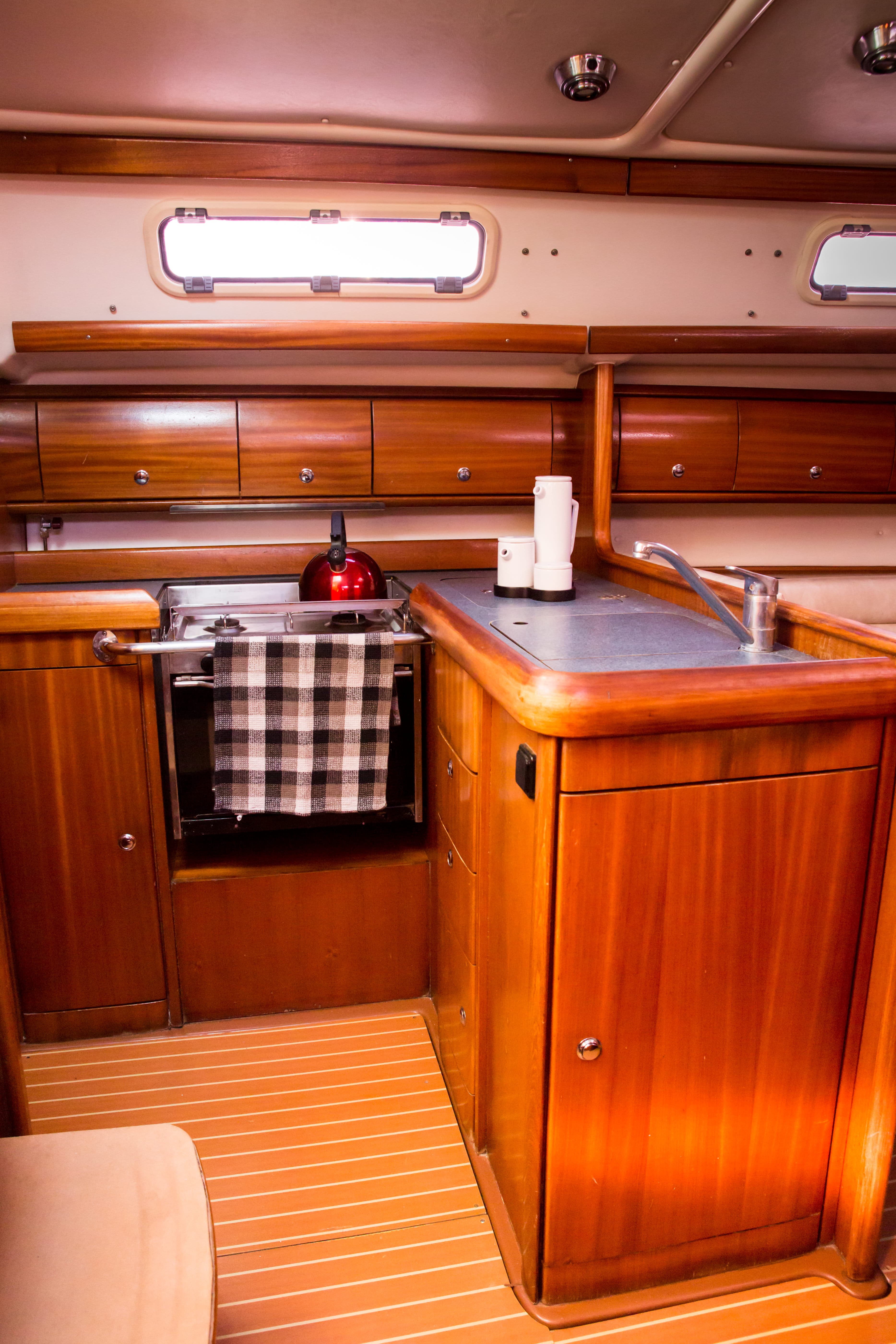 Bavaria 36 - photo 18