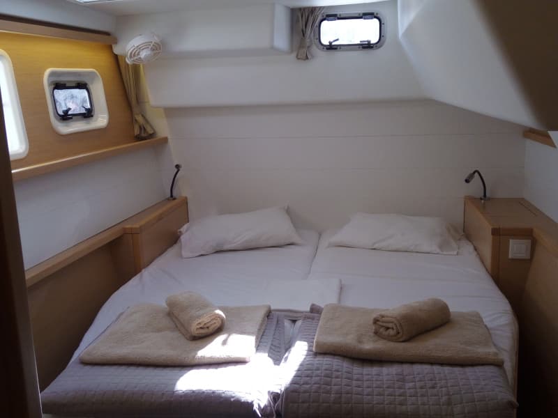 Lagoon 450 Fly - photo 6