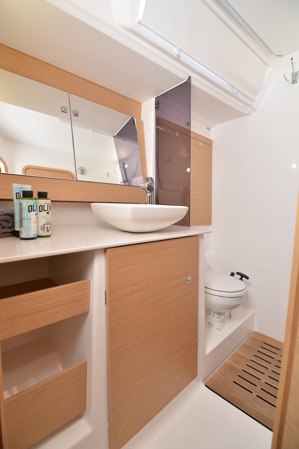 Dufour 520 Grand Large - photo 12