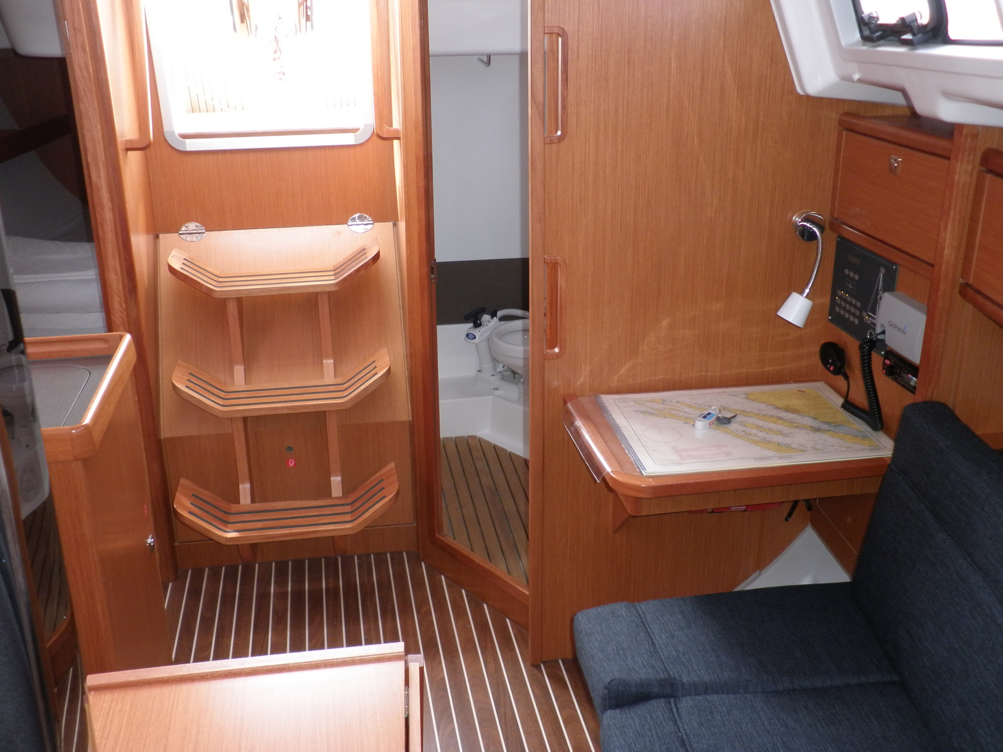 Bavaria Cruiser 33 - photo 22
