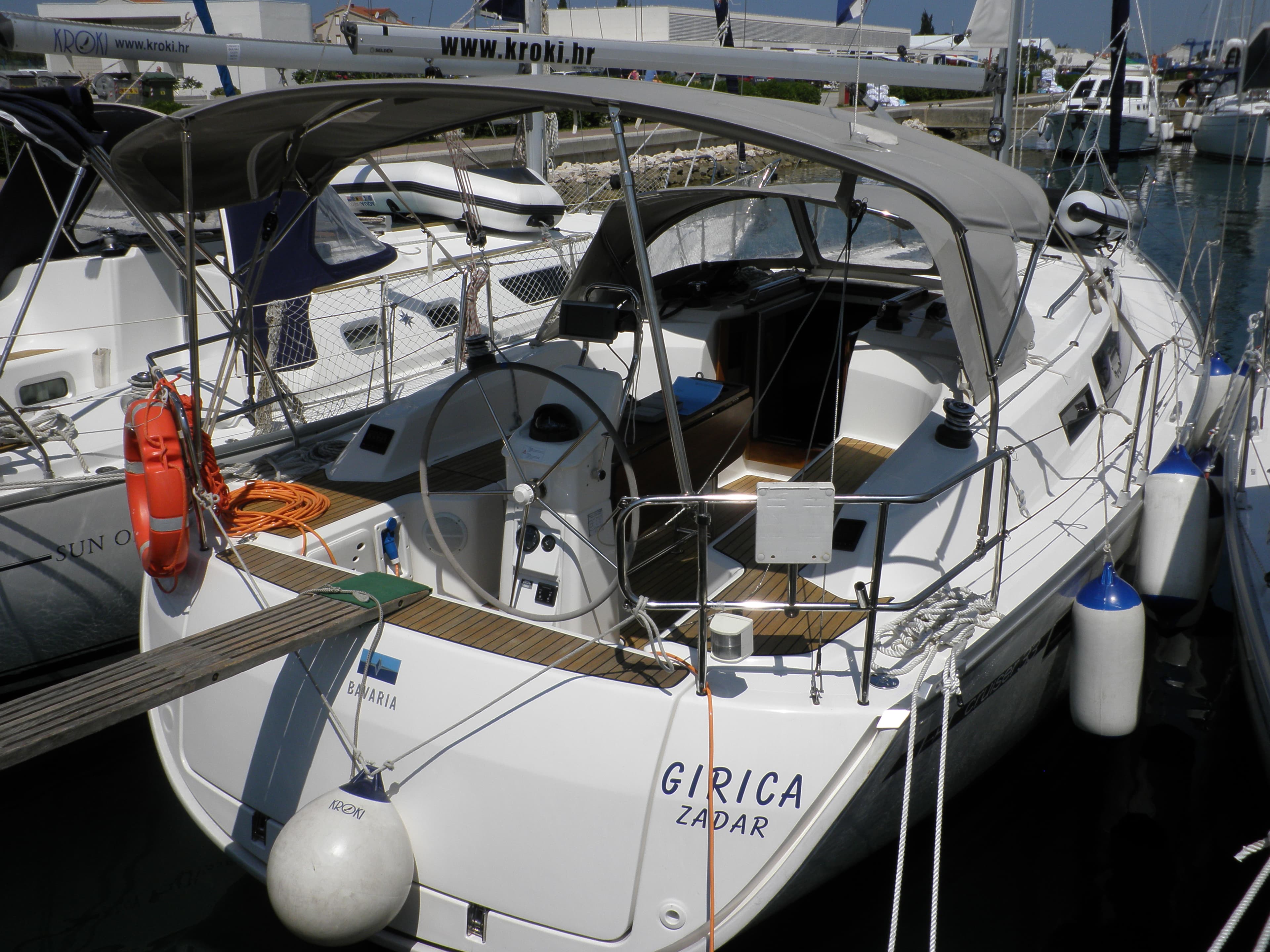 Bavaria Cruiser 33 - photo 14