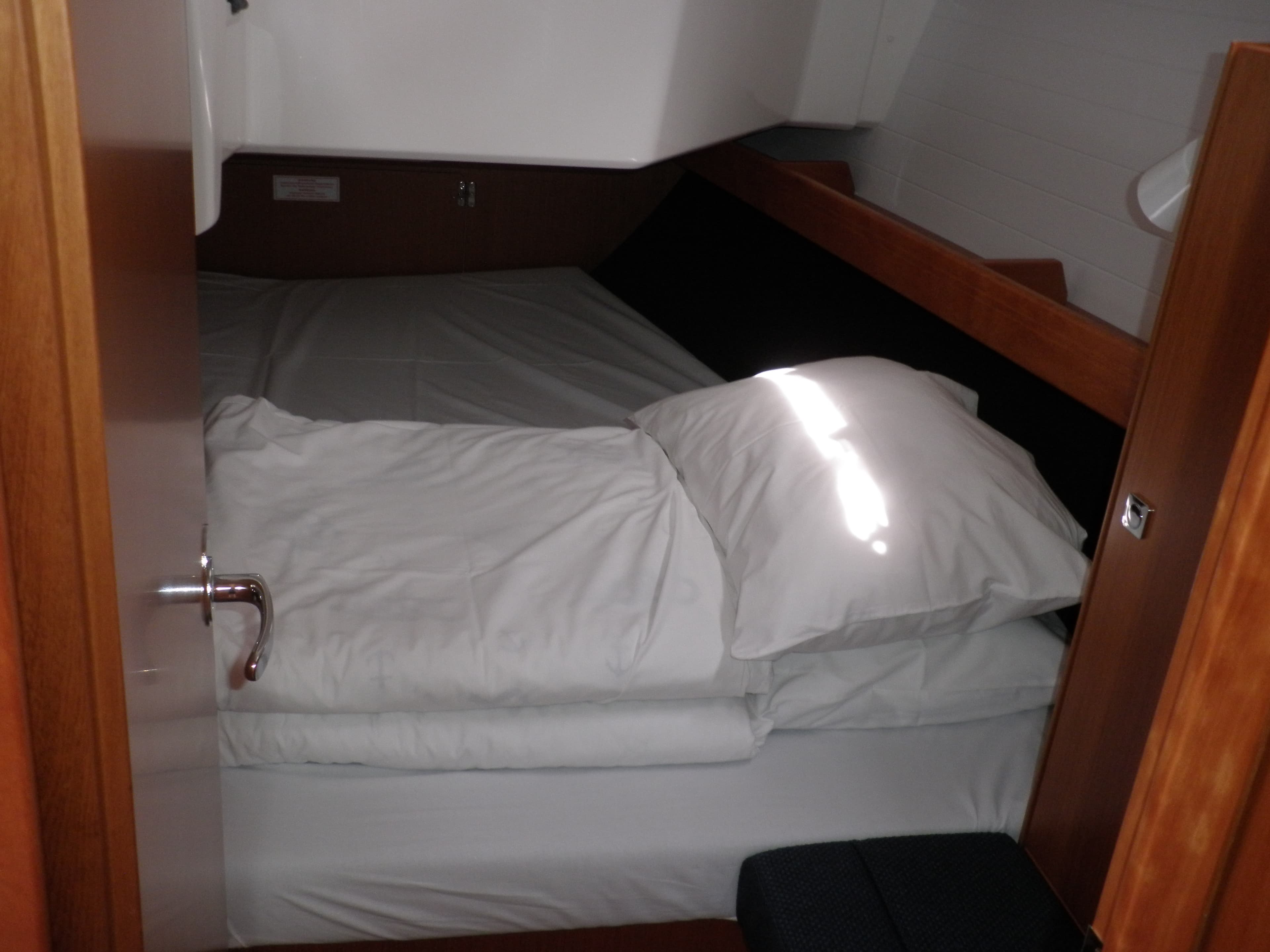 Bavaria Cruiser 37 - photo 11