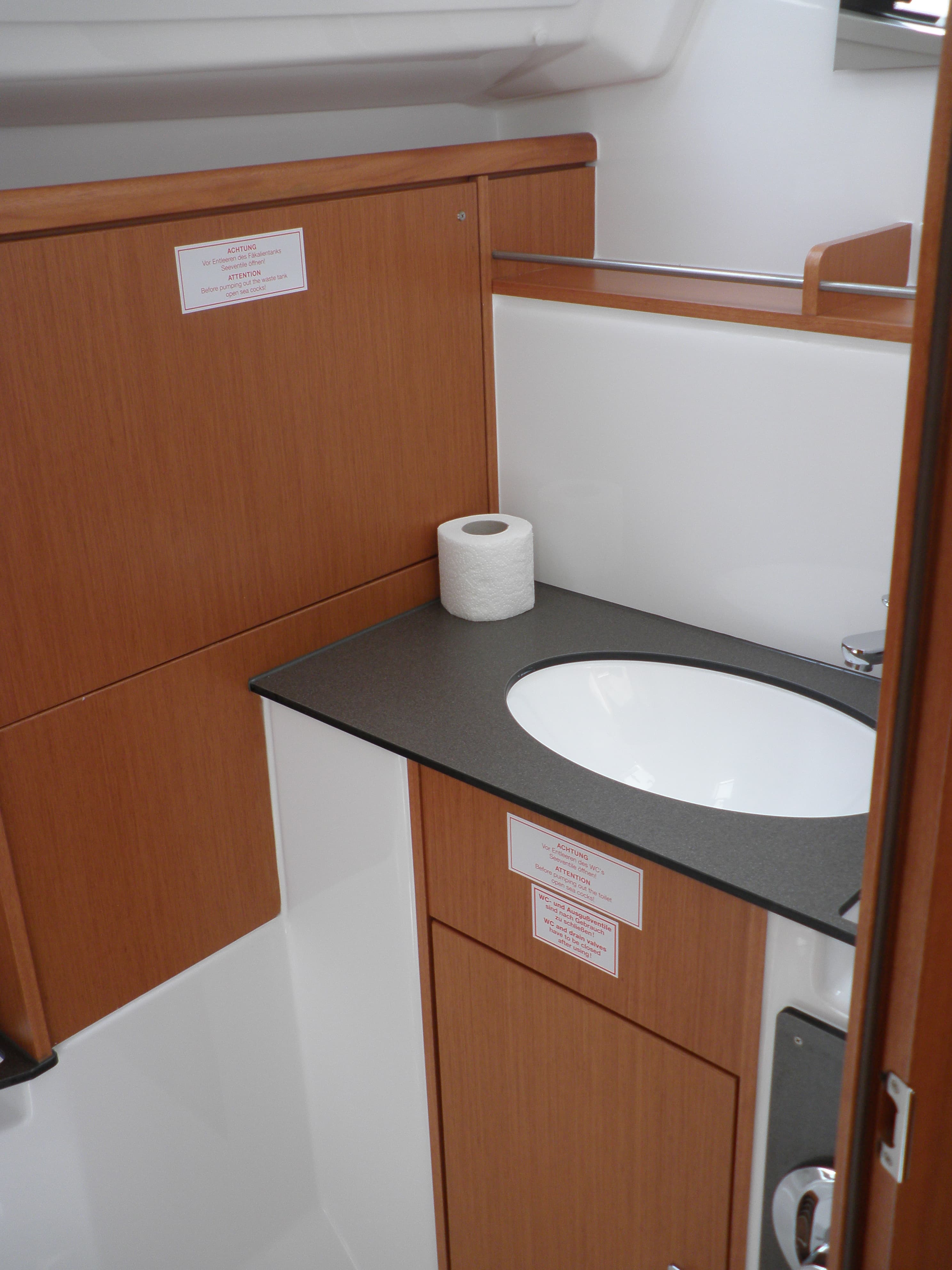 Bavaria Cruiser 37 - photo 14