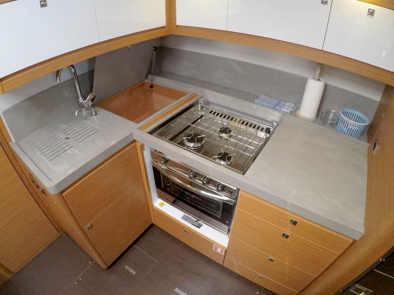 Dufour 470 - photo 9