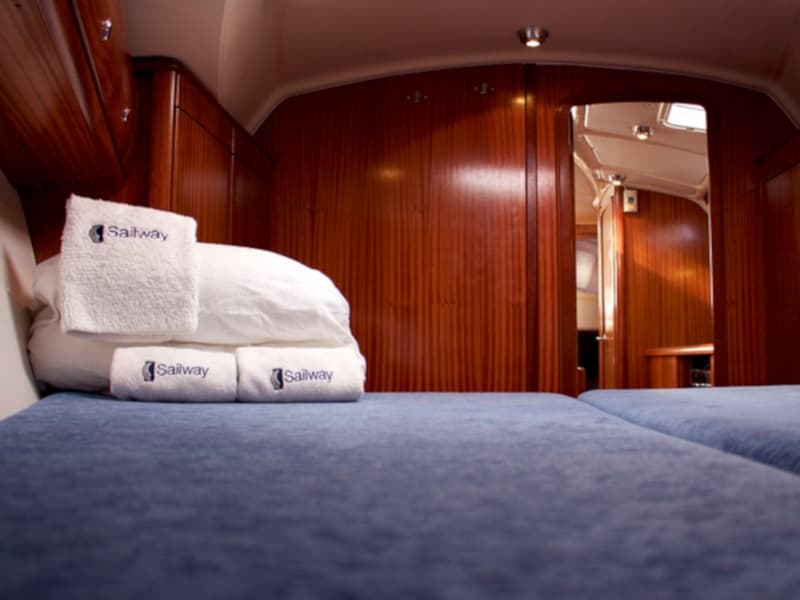 Bavaria 38 - photo 14