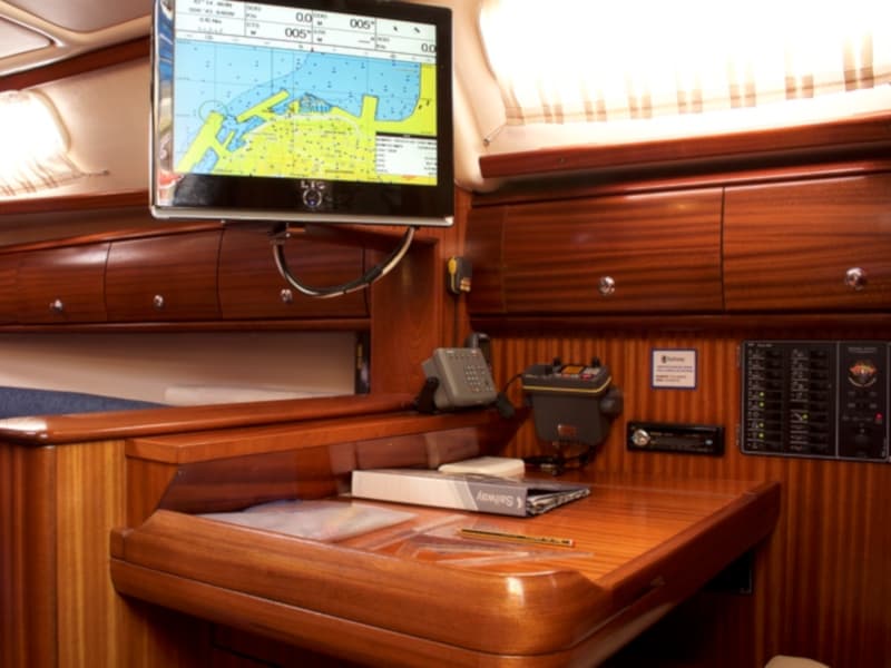 Bavaria 38 - photo 18