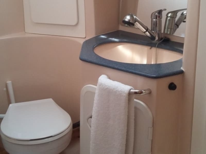 Bavaria 38 - photo 9