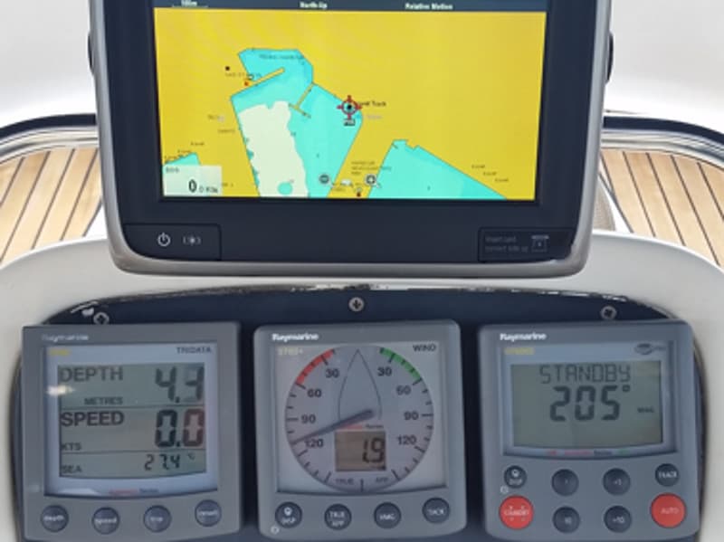 Bavaria 36 - photo 6